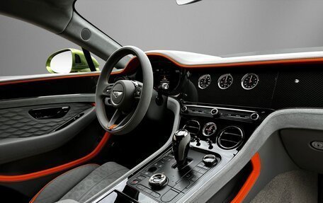 Bentley Continental GT, 2024 год, 49 500 000 рублей, 14 фотография