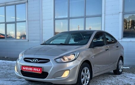 Hyundai Solaris II рестайлинг, 2011 год, 799 000 рублей, 1 фотография