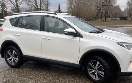 Toyota RAV4, 2016 год, 2 540 000 рублей, 2 фотография