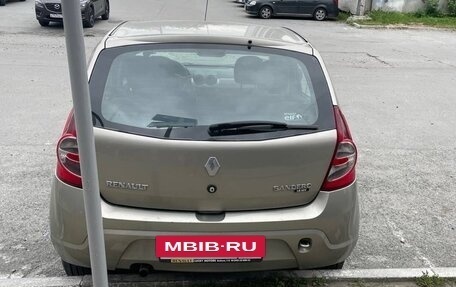 Renault Sandero I, 2011 год, 800 000 рублей, 4 фотография