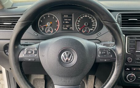 Volkswagen Jetta VI, 2014 год, 750 000 рублей, 13 фотография