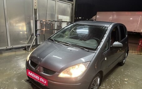 Mitsubishi Colt VI рестайлинг, 2006 год, 500 000 рублей, 3 фотография