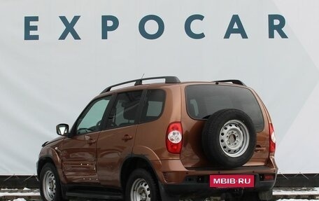 Chevrolet Niva I рестайлинг, 2017 год, 767 000 рублей, 5 фотография