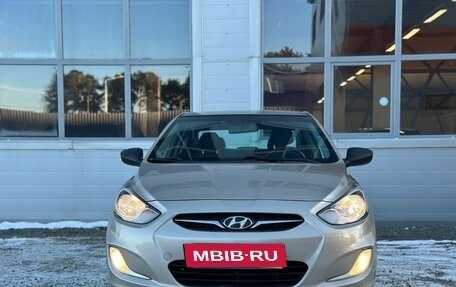 Hyundai Solaris II рестайлинг, 2011 год, 799 000 рублей, 2 фотография