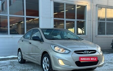 Hyundai Solaris II рестайлинг, 2011 год, 799 000 рублей, 3 фотография