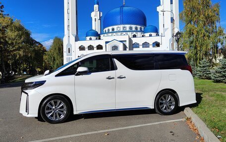 Toyota Alphard III, 2020 год, 5 200 000 рублей, 3 фотография