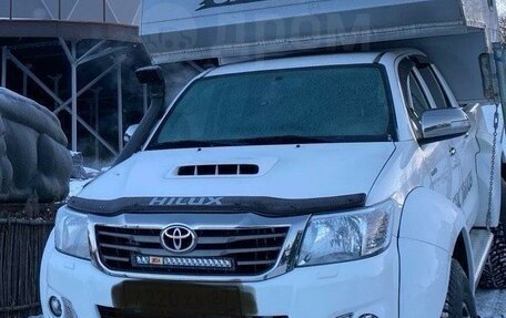 Toyota Hilux VII, 2013 год, 3 700 000 рублей, 14 фотография