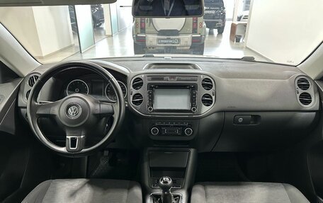 Volkswagen Tiguan I, 2011 год, 1 149 900 рублей, 8 фотография