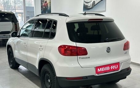 Volkswagen Tiguan I, 2011 год, 1 149 900 рублей, 4 фотография