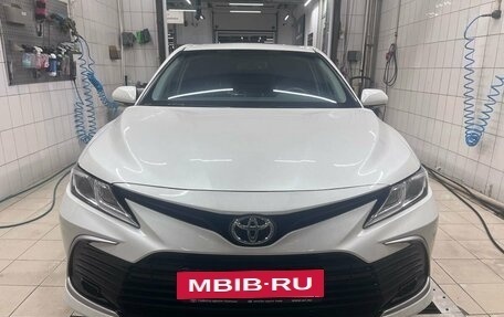 Toyota Camry, 2021 год, 2 849 000 рублей, 2 фотография