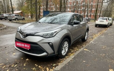 Toyota C-HR I рестайлинг, 2020 год, 2 950 000 рублей, 2 фотография