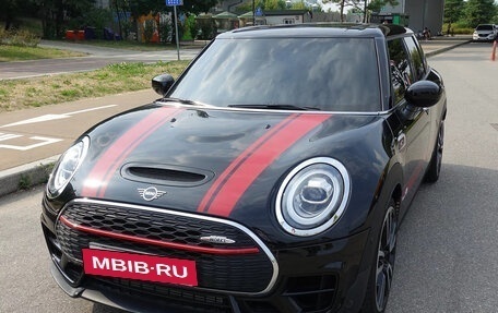 MINI Clubman, 2021 год, 2 840 000 рублей, 2 фотография