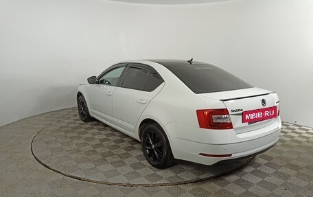 Skoda Octavia, 2017 год, 1 700 000 рублей, 7 фотография