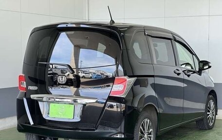 Honda Freed II, 2016 год, 1 385 000 рублей, 5 фотография