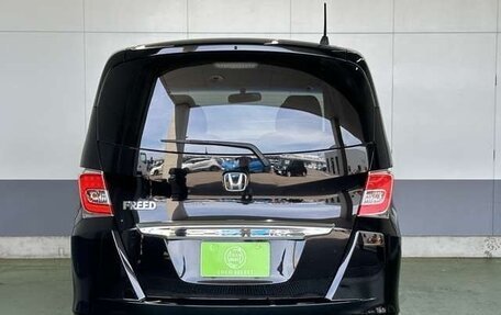 Honda Freed II, 2016 год, 1 385 000 рублей, 6 фотография