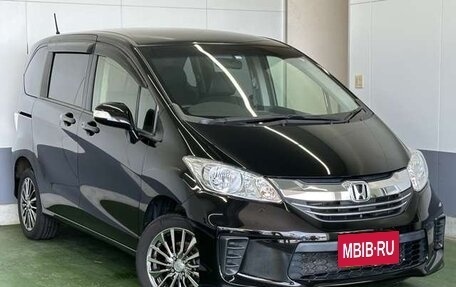 Honda Freed II, 2016 год, 1 385 000 рублей, 3 фотография