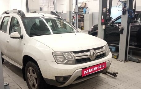 Renault Duster I рестайлинг, 2017 год, 1 100 000 рублей, 2 фотография