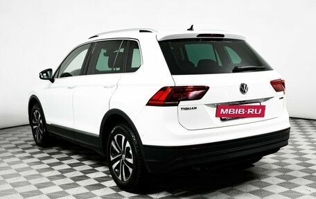 Volkswagen Tiguan II, 2020 год, 2 698 000 рублей, 7 фотография