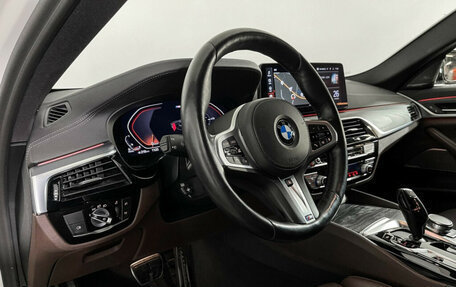 BMW 5 серия, 2020 год, 5 998 000 рублей, 12 фотография