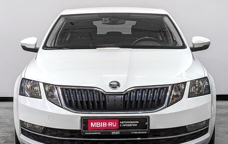 Skoda Octavia, 2019 год, 1 825 000 рублей, 2 фотография