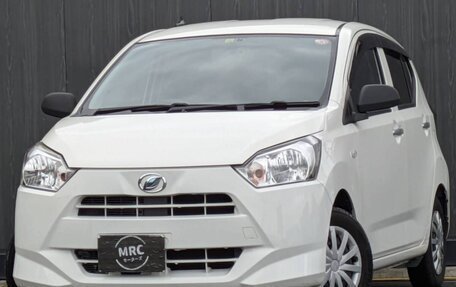 Daihatsu Mira e:S I рестайлинг, 2012 год, 588 488 рублей, 1 фотография