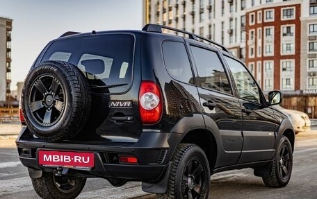 Chevrolet Niva I рестайлинг, 2018 год, 700 000 рублей, 7 фотография