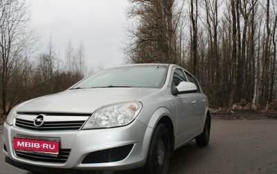 Opel Astra H, 2013 год, 690 000 рублей, 1 фотография