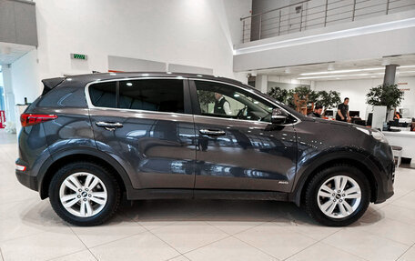 KIA Sportage IV рестайлинг, 2018 год, 2 138 000 рублей, 4 фотография