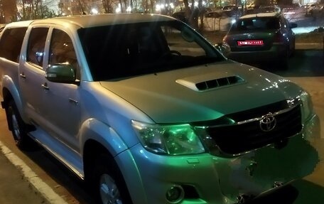 Toyota Hilux VII, 2014 год, 2 150 000 рублей, 1 фотография