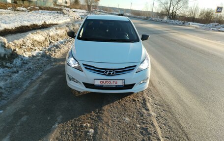 Hyundai Solaris II рестайлинг, 2016 год, 799 000 рублей, 2 фотография