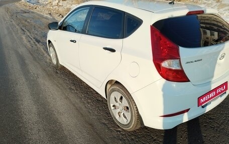 Hyundai Solaris II рестайлинг, 2016 год, 799 000 рублей, 10 фотография