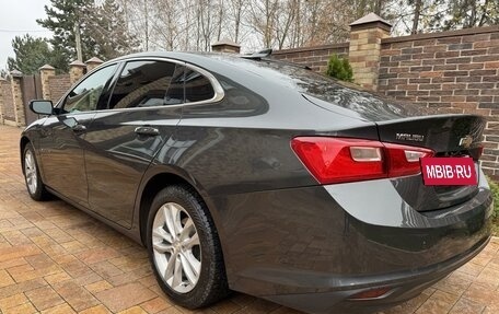 Chevrolet Malibu IX, 2018 год, 1 350 000 рублей, 24 фотография