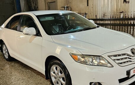 Toyota Camry, 2010 год, 1 300 000 рублей, 3 фотография