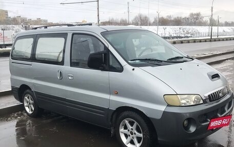 Hyundai Starex I рестайлинг, 2003 год, 590 000 рублей, 2 фотография