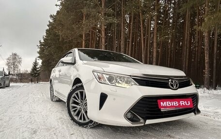 Toyota Camry, 2016 год, 2 429 000 рублей, 15 фотография