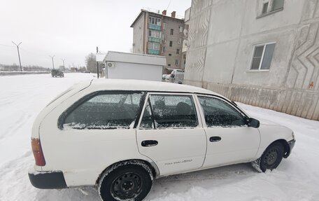 Toyota Corolla, 1998 год, 300 000 рублей, 3 фотография