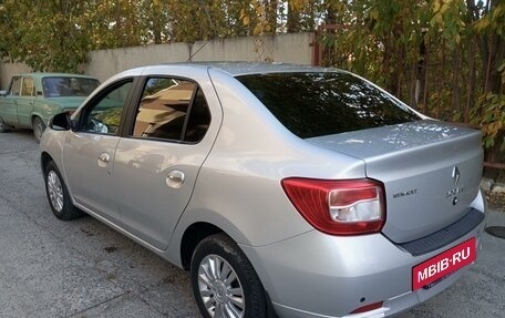 Renault Logan II, 2014 год, 900 000 рублей, 6 фотография