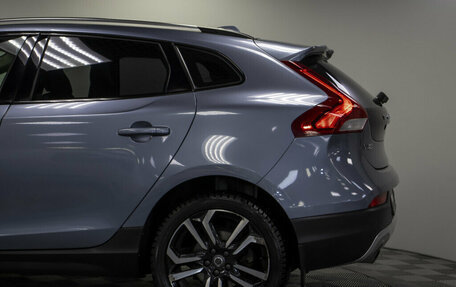 Volvo V40 Cross Country I, 2017 год, 2 155 000 рублей, 30 фотография