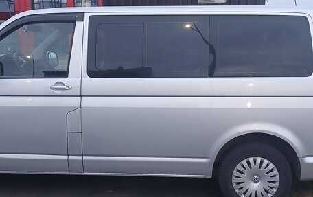 Volkswagen Caravelle T5, 2008 год, 1 750 000 рублей, 9 фотография