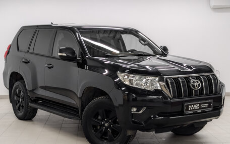 Toyota Land Cruiser Prado 150 рестайлинг 2, 2018 год, 4 650 000 рублей, 3 фотография