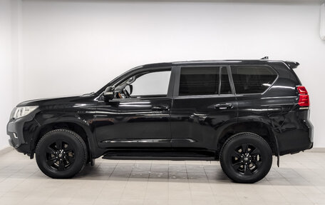 Toyota Land Cruiser Prado 150 рестайлинг 2, 2018 год, 4 650 000 рублей, 8 фотография