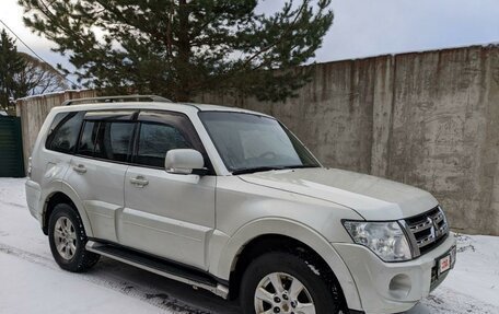 Mitsubishi Pajero IV, 2014 год, 2 200 000 рублей, 2 фотография