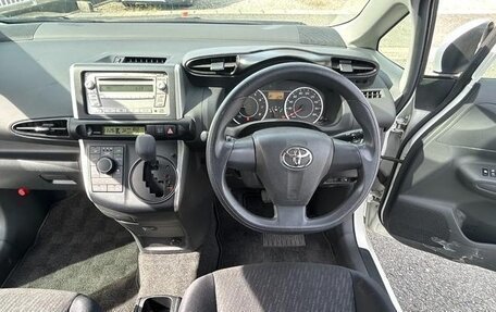 Toyota Wish II, 2010 год, 1 100 444 рублей, 13 фотография