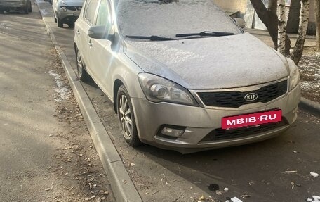 KIA cee'd I рестайлинг, 2010 год, 570 000 рублей, 2 фотография