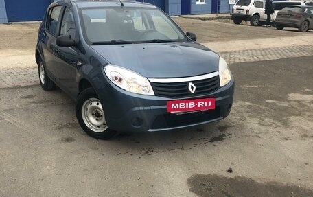 Renault Sandero I, 2012 год, 620 000 рублей, 2 фотография