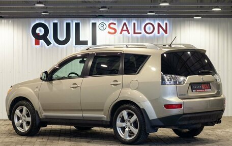 Mitsubishi Outlander III рестайлинг 3, 2007 год, 1 305 000 рублей, 8 фотография