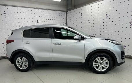 KIA Sportage IV рестайлинг, 2018 год, 2 299 000 рублей, 7 фотография