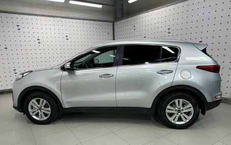 KIA Sportage IV рестайлинг, 2018 год, 2 299 000 рублей, 8 фотография