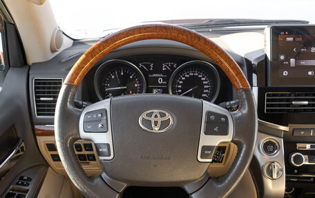 Toyota Land Cruiser 200, 2012 год, 3 399 000 рублей, 24 фотография