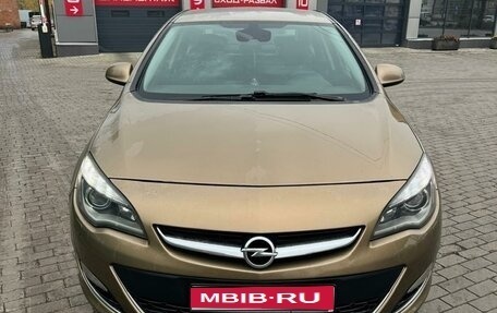 Opel Astra J, 2013 год, 1 050 000 рублей, 1 фотография